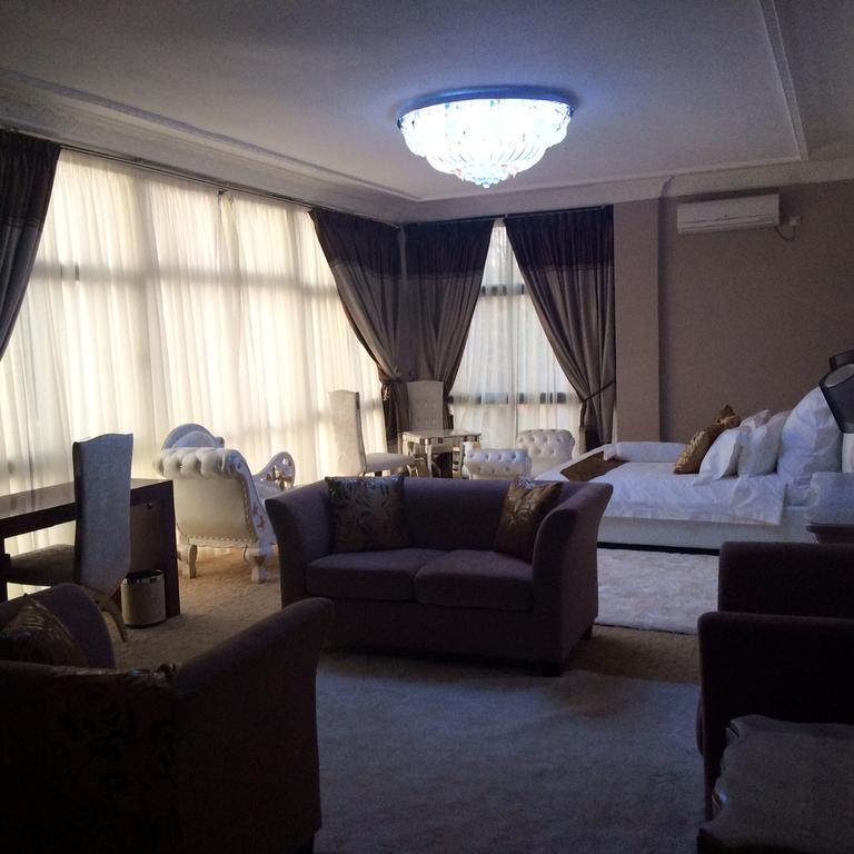 Sherbourne Hotel Kitwe Ngoại thất bức ảnh